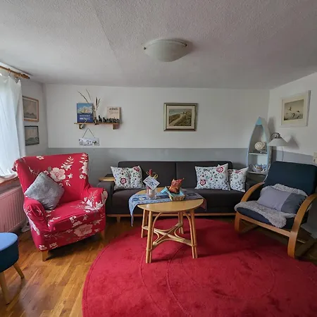 Chrissies Nr 5 Holiday home Born